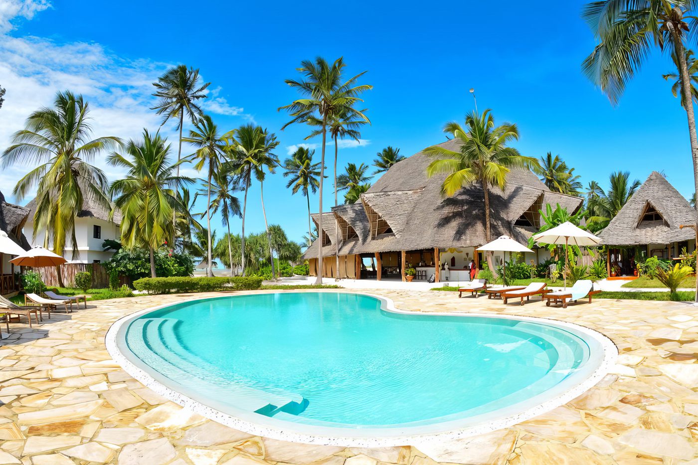 DAY 2 - Free day at the hotel.