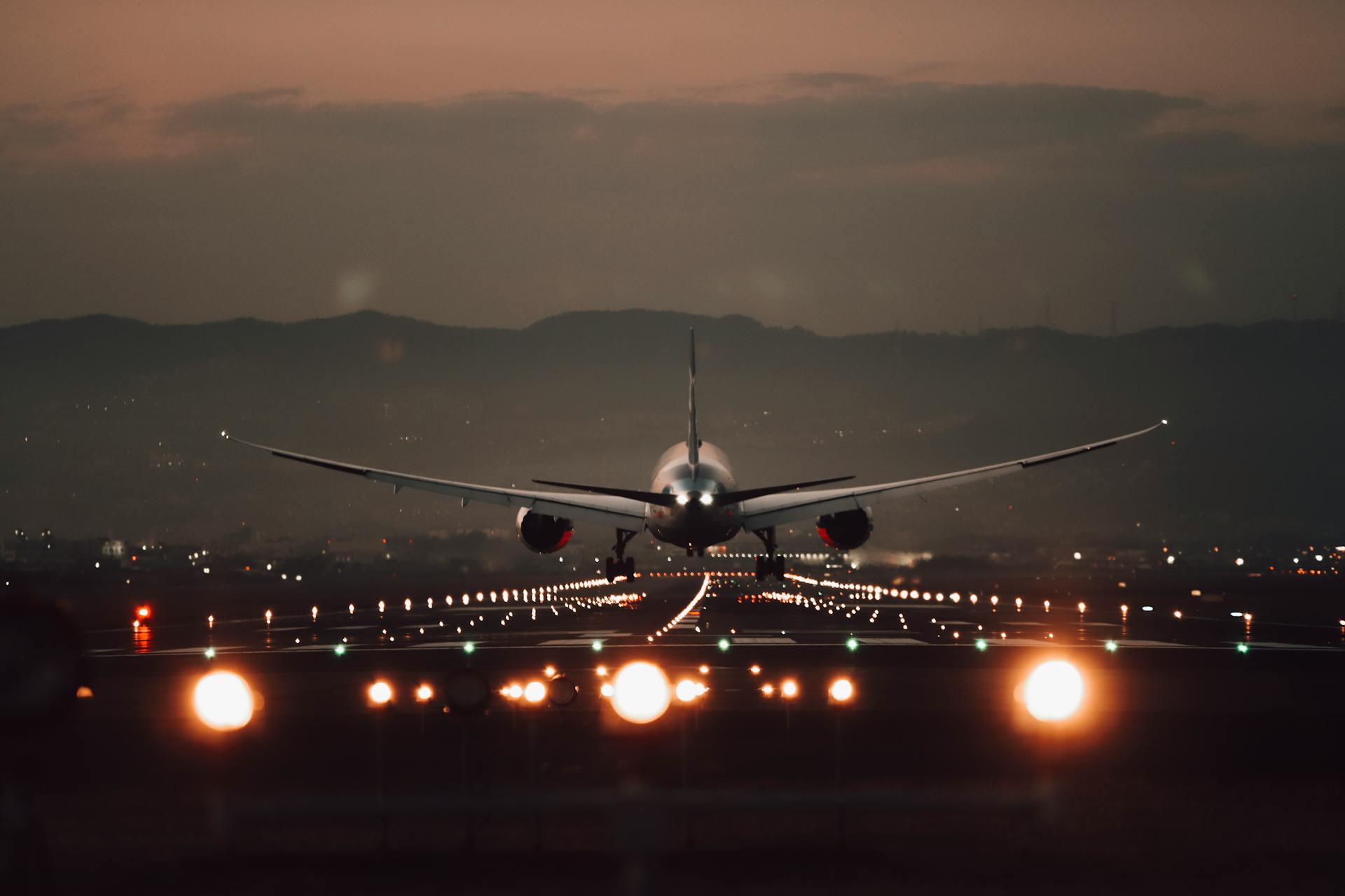 Day 5 - Transfer from hotel to Dubai airport.